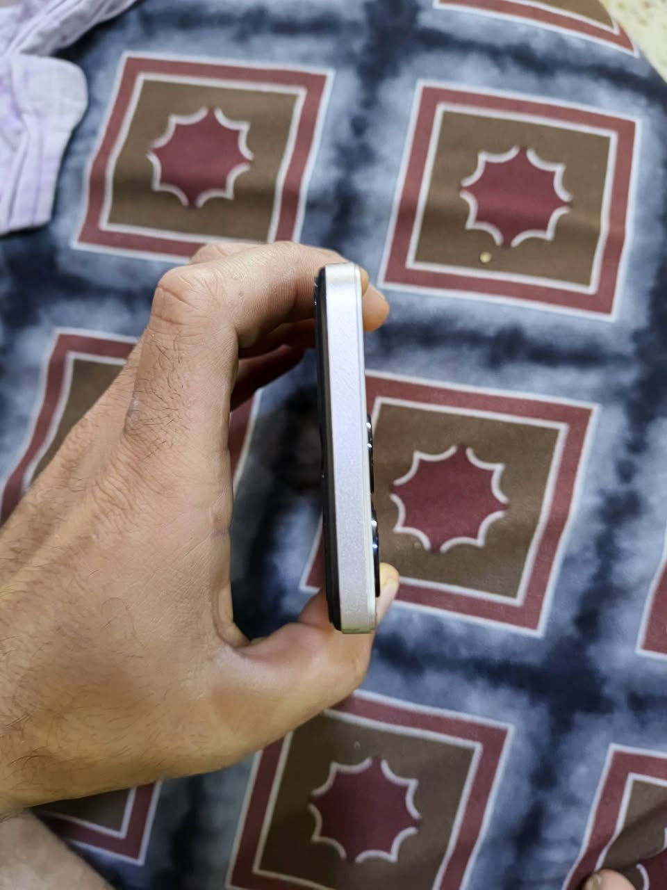 السلام عليكم عندي هاذا الموبايل الببع تكنو سبارك 10 الجهاز نضيف جدٱ
***********
 ***********
