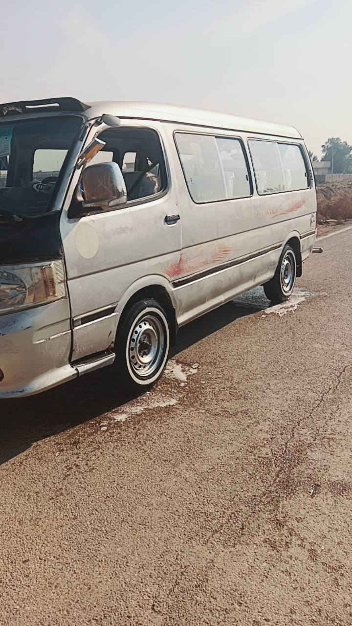 سلام عليكم قتون 2010 مكينه كير اكسل خير من الله بيه طخه بلبجم وبيه شاصي بي فطر ولباقي شوفت عينك تحويل ثانيوم مصفره من كلشي رقم نكليزي عارضها ب55وبيها مجال بسيط مكاني بغداد تقاطع النهروان  هاذا رقمي ***********
