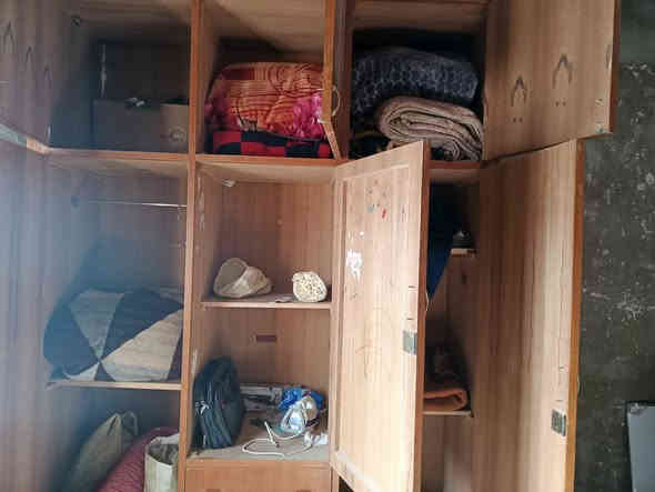 كنتور طابقين للبيع نظيف كلش السعر 200 للاستفسار ***********
