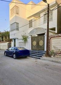 منزل حديث • ٢٠٠م • بيت مستقل وشقتين
