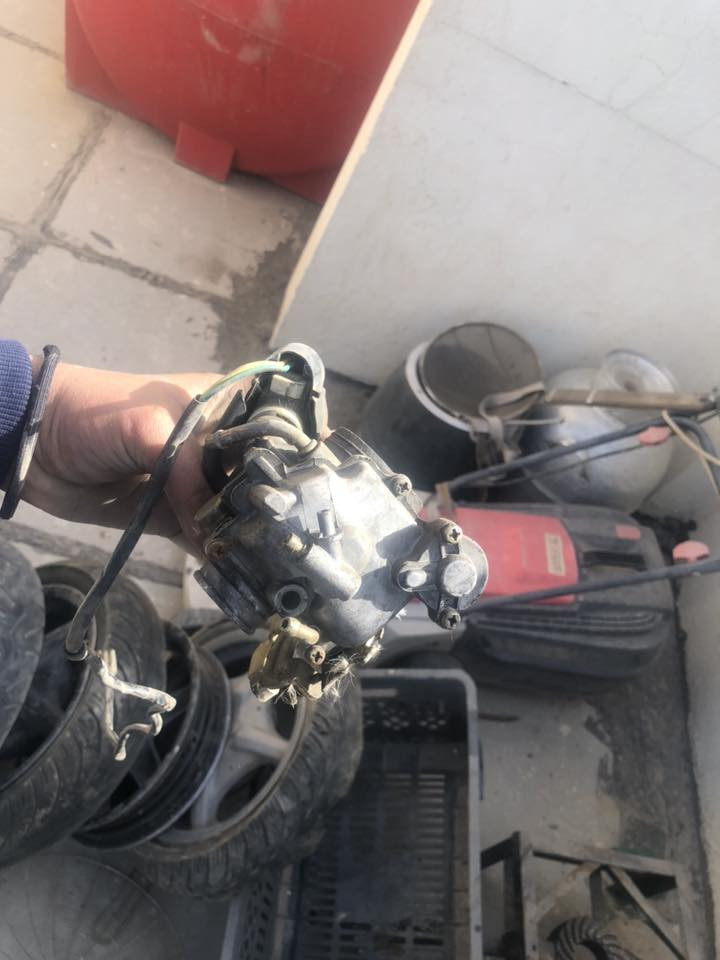 غراض مال تفصيخً كله شغال وجوه يوم ابيع ماكس سكنس سوادات كله ملحات شوته فج  صدر دبلات  قوايش  وياله سكنس امامي خلفي وكله نضيف هوا وتايراته كلشي شتريد كلي اريد هيج كله نضيف وشغال وجوه سوك   واذا شلع  هم اراعي رقمي *********** مكاني كراده
