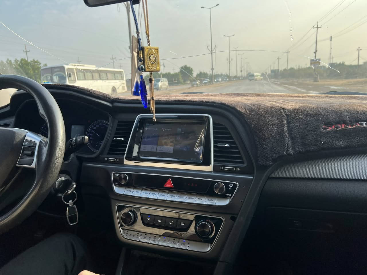 ‏سلام عليكم سيارة موديل 20 سوناتا نظيفة بال الباقيات كوري مقفولة ابن الضربة***********
