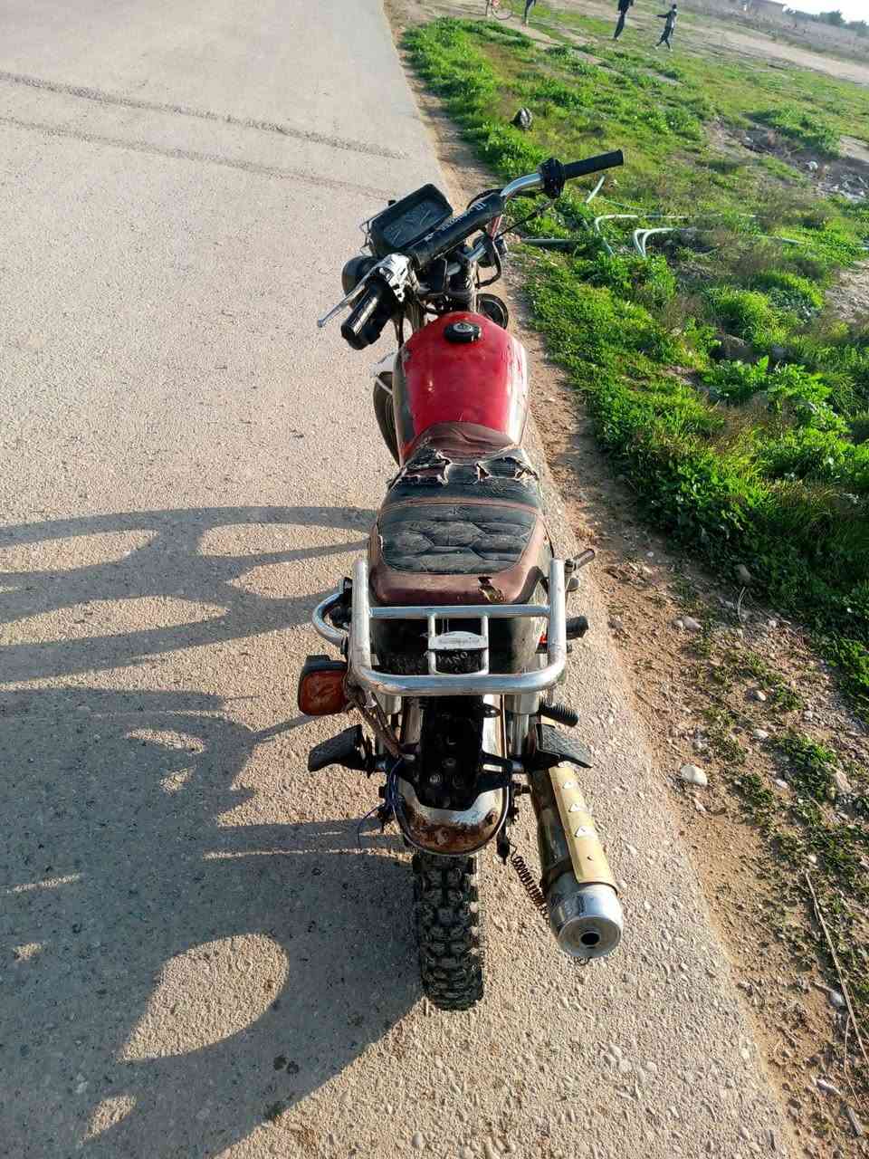 سلام عليكم دراجة البيع موديل 2019اوراق بي دراجة حلوة تخم تاير جديد السعر 310وبي مجال اشراي يخابر ما يتواجد خاص رقم الهاتف ***********مكان قرتبة قريت كشكول
