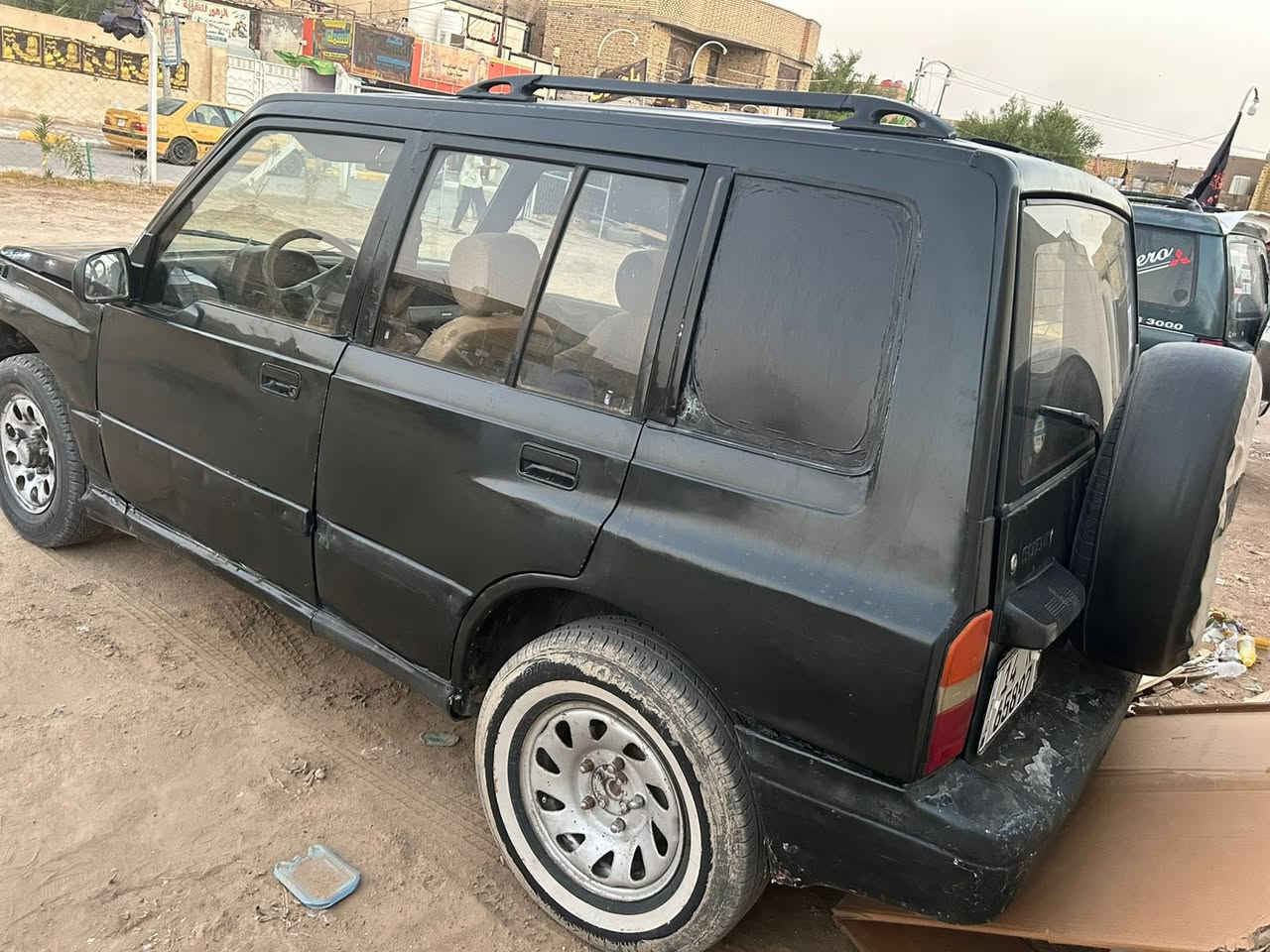 سازوكي موديل2000 مكينه وكير بلاد كهربائيات كلها شغالةالسعر32 اتصال ***********مكان السيارة ناصرية مركز رقم بصرة انكليزي
