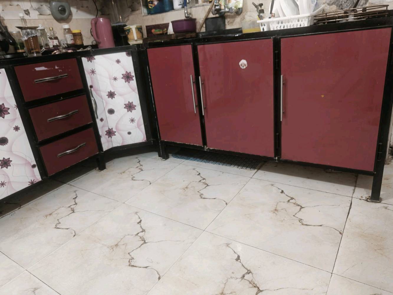 كاونتر زاويه الطول 3.5 متر مع سنك للتفاصيل رقم بي واتساب ***********