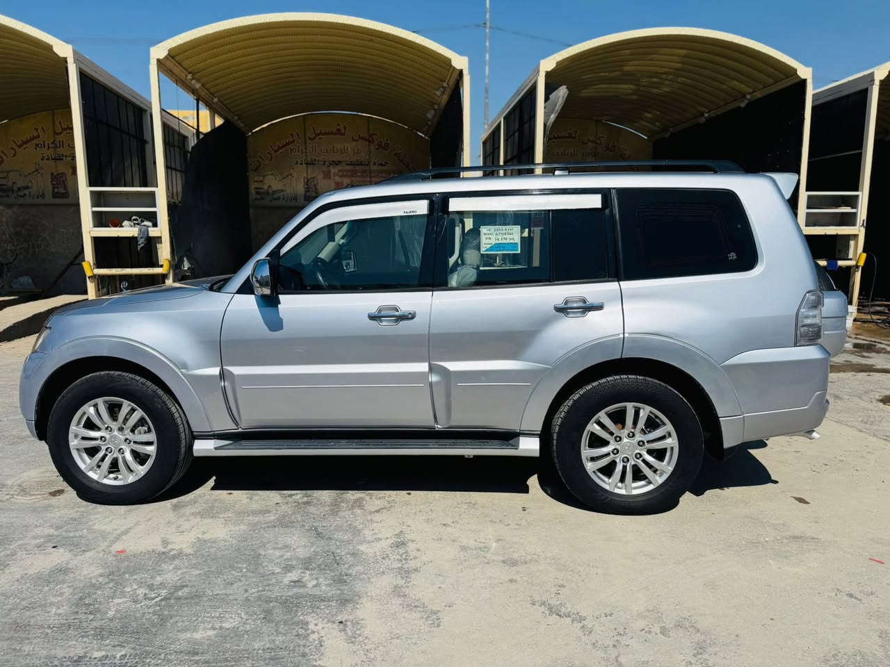 باجيرو حبتوور موديل 2012 خليجية مكفولة كفالة عامة فووول مواصفات رقم بغداد تحويل مباشر 
مكينة 3800  6 سلندر 7  راكب ٣قطع تبريد فور ويل 4x4  داخل صاج ملكي  اشاير بلمري مري شفط ويل سلايت روف دمام خلفي لكشن  جلد كهربائي ويل 20  لون بحري 
شاشة كاميرات حساسات خلفيه تحكم ستيرن
وبيهة مواصفات هوااي  مكينة وكير خير من اللّٰه صدر امامي وخلفي جدد تبريد ثلج تخم تايرات جدد سياره جاهزه من كل شي اي نقص مابيهة
سعر  139 بلااش بيع مستعجل  مكان سياره بابل الهاشميه 
***********
