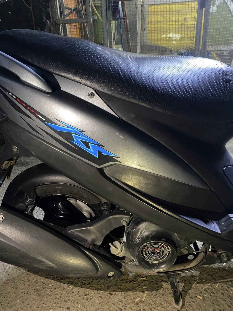 سلام عليكم دراجه ماكس عدله فول نضافه دراجه خير من الله نكر سلف واحلا من الصور والي ياخذها ما يخسر مال جنايه الله شاهد دراجه تخبل مكاني بغداد مدينه الصدر السعر مليون و 100 وبيها مجال الشراي ***********بي واتساب
