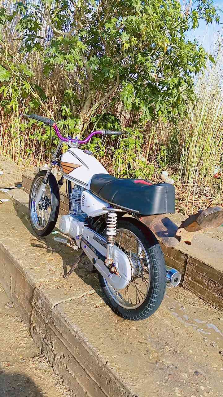 وينه اليدور نضيف ومناسب السلام عليكم تعمير نامه شلامجه 23 والشاصي شلامجه 22 دراجه شرط النعومه والشلعه تشك الكاع دراجه شخط مابيه كشن وسبايدر تفصال محرك شلامجه شرط اخرس السعر ( 425 )المكان بابل الحمزه الغربي خيكان لاستفسار ***********💥💥
