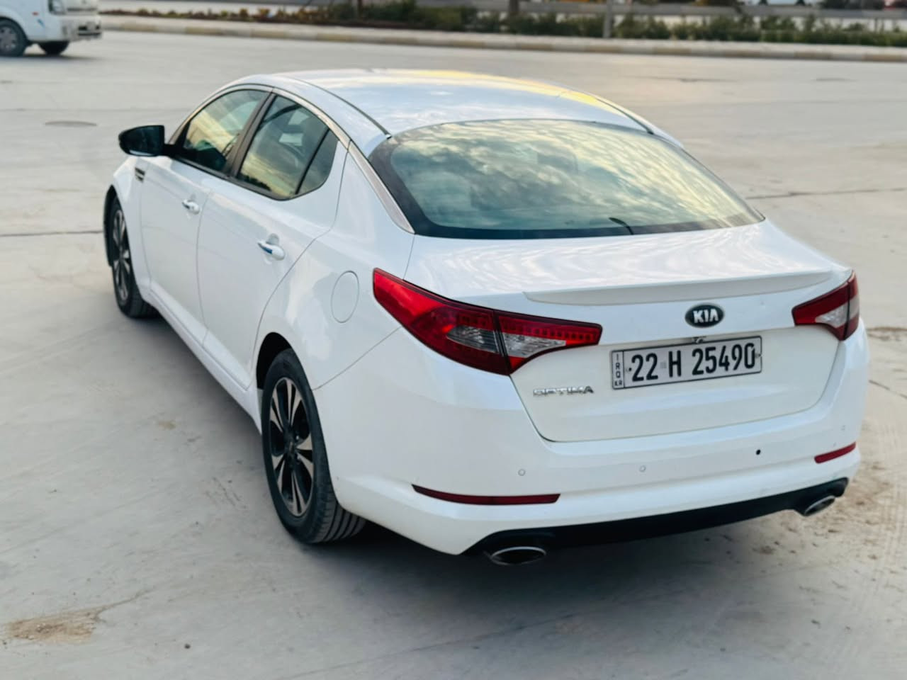 السلام عليكم كيا اوبتيما موديل ٢٠١٣ وارد خليجي رقم اربيل دولي تحويل او وكالة للأتصال *********** مواصفات السيارة مكينة ٢٤٠٠ دوش بصمة شفتات استيرن كامرة خلفية السيارة كير ومحرك مكفولات بيه قطعتين صبغ بدون دواخل السونار مرفق مع المنشور  السعر ١١٩ مكان السيارة واسط
