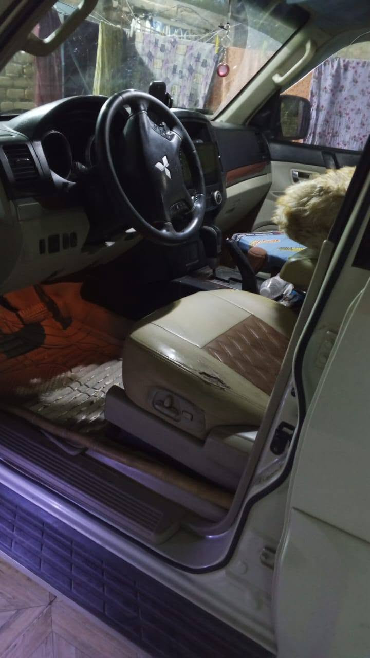 مستعجل علة بيعهة باجيرو وارد خليجي موديل ٢٠٠٩رقم بغداد انكليزي مكينة كير حدادية خير من الله فول مواصفات بيهة قطع صبغ اثر جراد العنوان واسط السعر ٩٧
رقم الهاتف ***********
