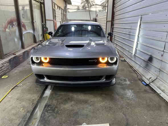 السلام عليكم شلون الشباب تطبيك بجم جالنجر وارجاعه لوضع الشركه
كراج الزبيدي للعنايه بالسيارات
العنوان بغداد الكريعات شارع المعارض
***********
سمكره
صبغ
بولش
نانو بولش
تكحيل كرت وقلم 
جلي الايت والبك لايت
تصليح الايتات وزراعه العدسات بضمان 
زرع لد متغير لكافه انواع السيارت 
اخوكم مؤمل الزبيدي
