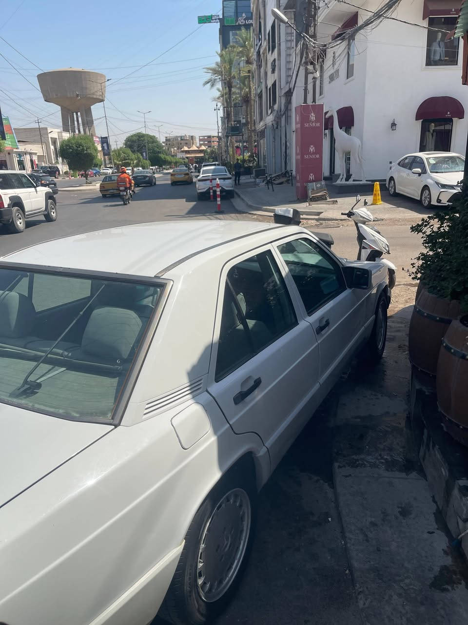 للبيع موديل ١٩٨٧ محرك بطه السياره جدا نظيفه تحويل مباشر بسمي السعر ٦٠ ورقه المكان المنصور الداودي ***********
