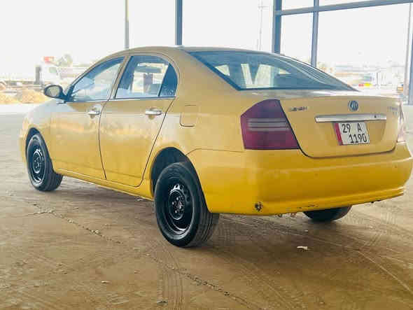 السلام عليكم ليفان٢٠١٠ مكينه ١٨٠٠محورةسيارة معمرةومصبؤغه بدون ظربه قويه رقم واسط مصغرة هيه وغرامات سنويه ٢٠٣٠ السعر ٣٥ الاتصال ***********
