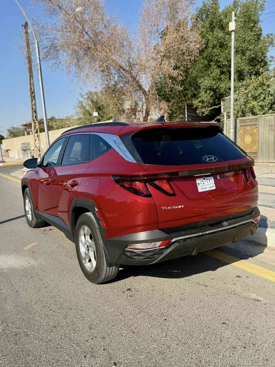 توسان 2024 وارد امريكي
🛑حادثها بدون ايرباك وتبديل 
بجم كبس الصور حادث مرفق بالمنشور 

موصفاتها:
 -دواخل بيجي
-بصمة تشغيل عن بعد
-جنطة كهرباء
-كامرة خلفية
-لايت 4 عدسات زنون  
-فول تحكم ستيرن
-فول رادرات 
-كشنات كهرباء
-تدفئة كشنات
-شحن التلفون لاسلكي
-تبريد قطعتين 
-شاشة تحكم بالتبريد 
محرك 2500cc
-ويل كب 17
وبعد بيها هواي موصفات 

دخول على كمرك الجديد بأسمي بدون لوحات
السيارة جديدة ماشية 14 الف فقط
مكان السيارة بغداد
السعر :198$ ورقة
 الاتصال :☎️ ‭ ‭0770 963 3108‬
  ‭***********‬        ‭
