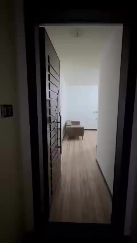 شقه غرفتين وصاله ومطبخ معزول طابق 5 مجاور حديقه النعمان ب 500      ***********عوائل فقط رجاً
