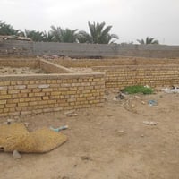 قطعه للبيع بتلو ورئ الشارع العام بنزلت السكلات قرب المجمع السكني الجدي...