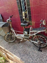 موطور شحن للبيع سعره80 بي مجال ٠٧٨١٣٩٤٣٩٠٢