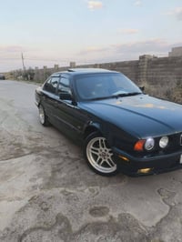525i - 1991 - كير اوتو  - محرك كبس - جامات كهرب - داخل مخمل صاج  - دبل...