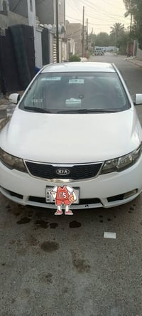 ياالله السلام عليكم  سيراتو 12 خليجي رقم اربيل بيها اربع قطع بدون دواخ...