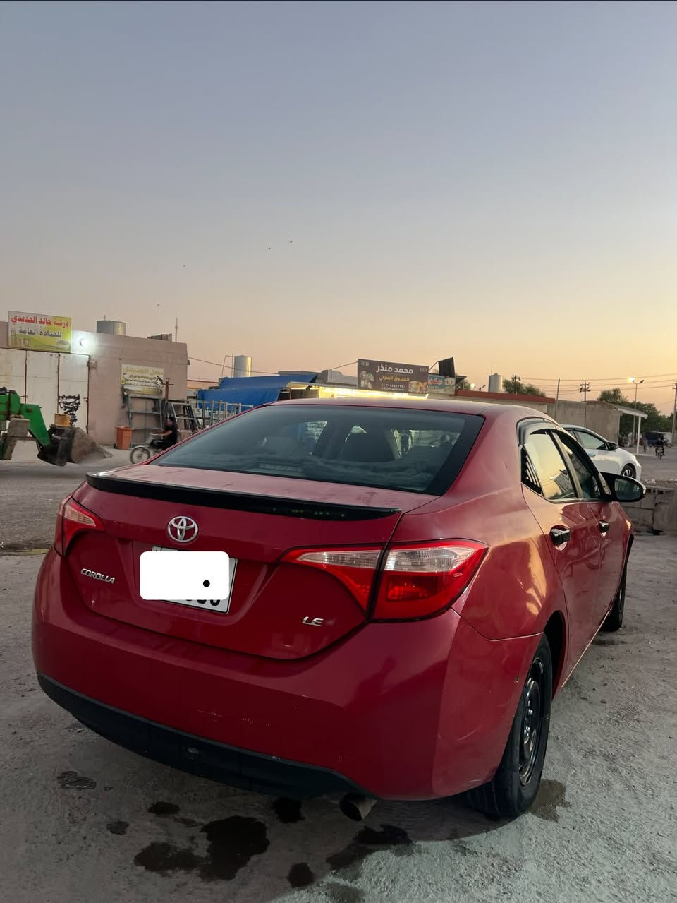 كورلا ١٨ للبيع مواصفات عاديه ماشيه ١٣٠ 
حاذث مرافق بصوره رقم اربيل 
١٤٠ وبيهه مجال 
***********
