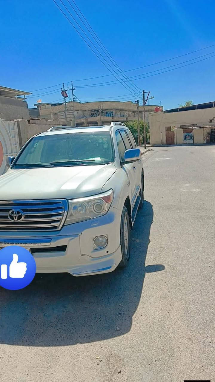 سلام عليكم لاندكروز 2011 ستينيه 8سلندر 
ادوات ادوات للبيع فقط السعر 170 
مكانها بصره 
***********
