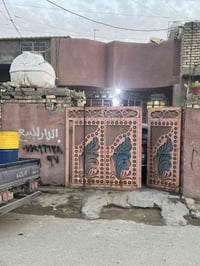 للبيع دار ١٠٠ م تحتوي على استقبال ٥*٤  وصاله ٥*٥ وغرفة نوم ٤*٤  وترك ٩...