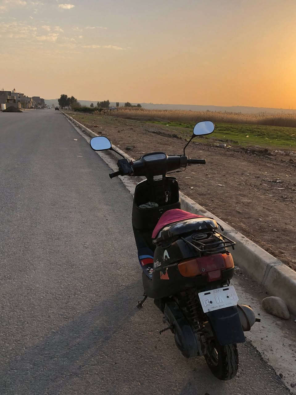 سلام عليكم شلونكم شخباركم حبايب ❤
مطور بوتين تك 
خير من الله مشاللله 
الميكنه شرط 
الشاصي تكه وحده مقويه وليسه مكسوره تكهه وحده 
كهربائية شغاله بس باتري ماكو سلف كذالك شغال
النضافه كدام العين لا تجي وتكلي بل صوره شكل وبل حقيقه شكد اعيد واكرر
تيات جديدين 
وبريكات جديدين 
صوتو كلش حلو وناعم ما بي صوت الاكسن
مكاني موصل حي سومر 
السعر 280 وبي مجال ابو 150 لا تشوفني وجهك وكل الحب ول احترام الكم ❤


**إذا كنت صاحب هذا الإعلان وتريد حذفه لأي سبب، رجاءا أرسل رسالة إلى الدعم الفني**