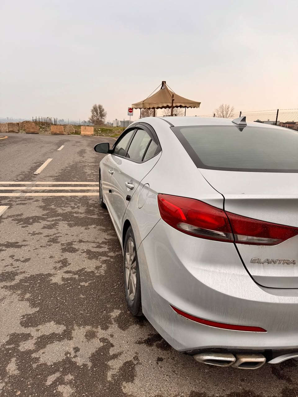 السلام عليكم
٢٠١٨ امريكي
محرك ٢٠ دوش
مواصفات ( رادار .شاشه جبيرة. كامرة دوار. تحكم صفحتين. تشغيل عن بعد) كوبون بانزين..
قطعتين صبغ 
بدون دواخل بدون ايرباك..
السعر 129 وبيها مجال

‭***********‬

***********
مكاني الموصل
