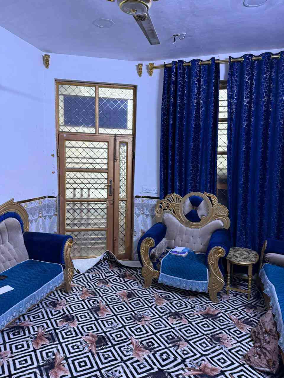 بيت للبيع في حي اور قرب حسينيه المصطفى فرع ثانوية يافا للبنات بيت مساحته 110واجته 5ونص بيت حديث بناء 2023 مسلح يحتوي على كراج سياراة الاستفسار اتصل على الرقم ***********
