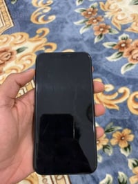 آيفون ١١ برو • ٦٤ • بطارية ٨٢