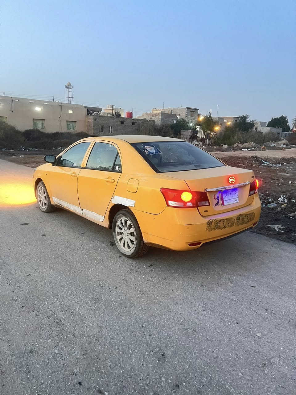 سياره بي واي دي g32014سياره مكينه وكير كورله بجيس عنوني البصره شط العرب سياره مصفره تحويل ثاني يوم السعر 47وبيه مجال للشراي ***********
