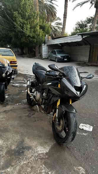 سلام عليكم 
كاوزاكي 2004 636 
مكينة مكفولة ونشاطها 100‎%‎
دبلات امامية وخلفية جديدة 
الجامة والمرايات ام الأشاير البجم كلة كاربون فورجت 
تانكي نضيف 
الدراجة ضربتها سيارة من الذيل والضرر الذيل شوية انكسر والبكلايت هم 
والسمج ما كاعدات لذلك فتحتهن تاخذ كفراتها كاملة انطيها الك 
سعرها 24 ومكاني بغداد العامرية
***********
