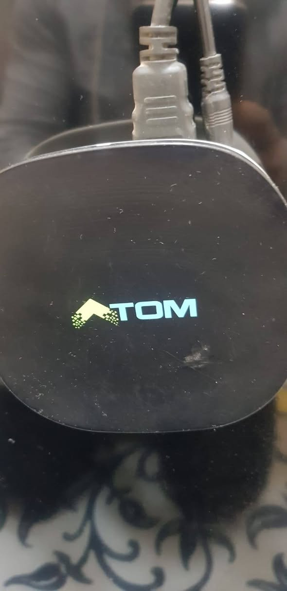 بلازما سامسونج حجم ٥٨ مصري مع جهاز ستلايت نت نوع اي كوم اصلي دون نت  سعرها ٢٥٠  مكاني بغداد الرصافة الحبيبية ***********
