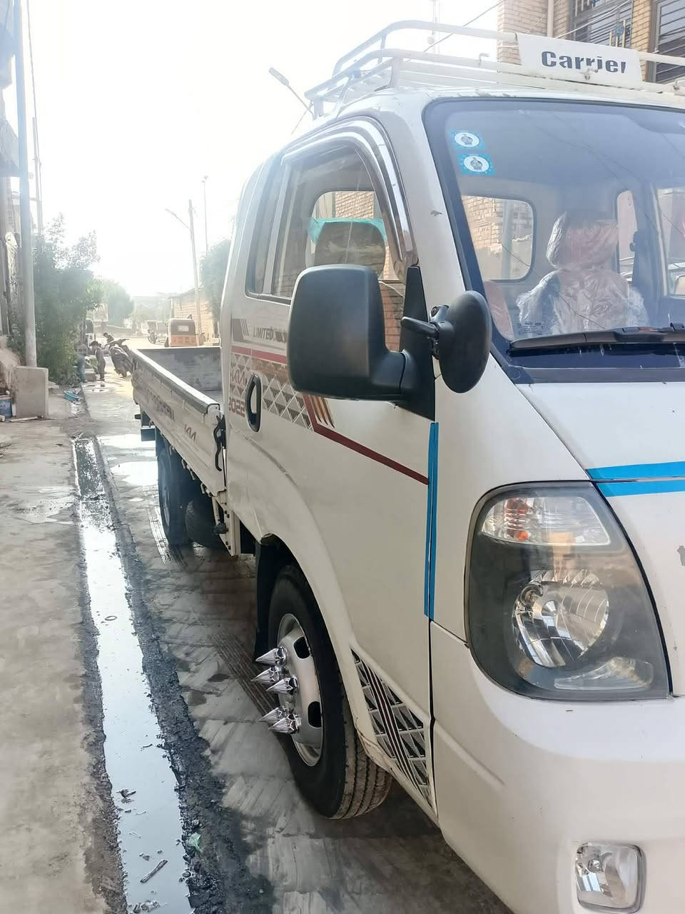 سلام عليكم كيه فحل لبيع موديل 2013 رقم ذي قار انكليزي بسمي تريد تحويل تريد وكاله مكفول كفاله عامه لا ضربه ولا صبغ ولا تبديل مكفول حته من البارد محور ويل 14 وستد 27 مصفره ضريبه وغرامات تخم تاير جديد قبل سبوع شادهن ما تخسر ولا الف عليها بل عافيه الي تصير من نصيبه السعر 112 وبيها مجاب قليل مكاني واسط النعمانيه مجاور الكراج الموحد لاستفسار اتصال فقط ***********
