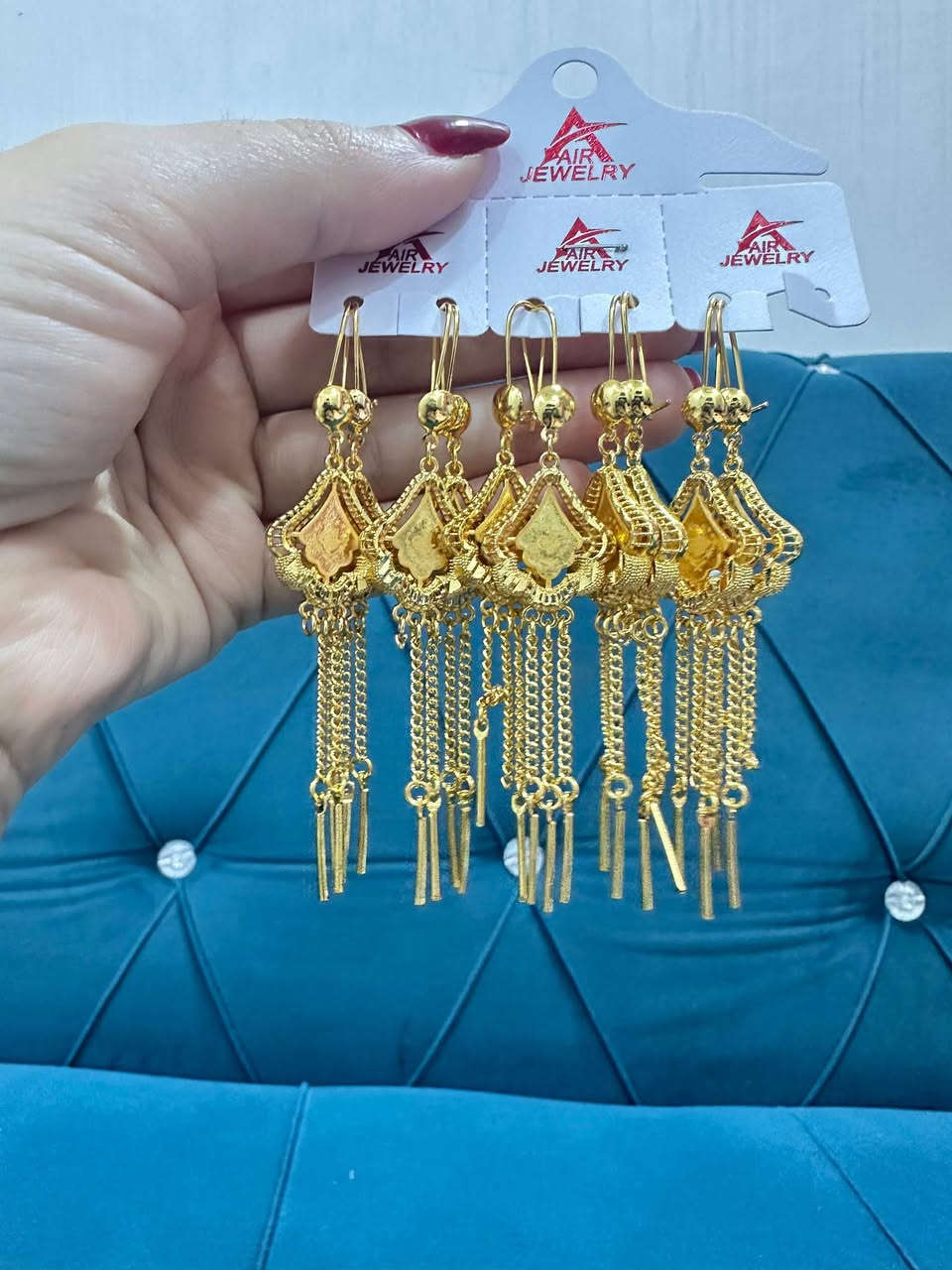 السلام عليكم اشكال وموديلات تراجي سعر الزوج على الف دينار
يوجد توصيل داخل سبع البور سعر التوصيل الف
رقم/*********** او خاص
