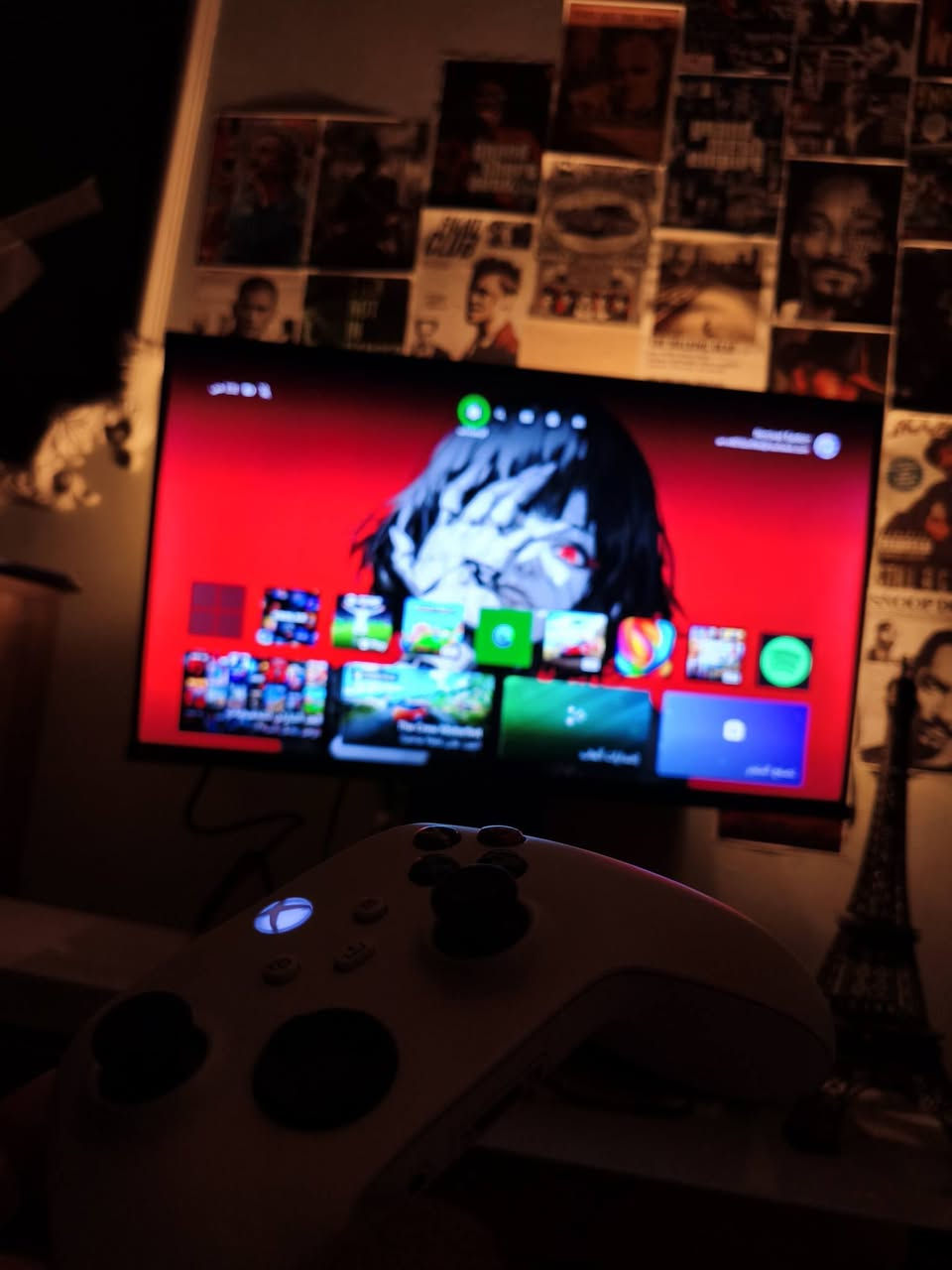 السلام عليكم 
اكس بوكس one s ديجتال واحد تيرا ممفتوح لوك ستيكر نضافه 99% مع يدة السيريس اس +بي كيم باس شهر و حساب بي 
Gta5 
FC2025
Forza horizon 5 
Minecraft 
عنواني بغداد مدينه الصدر 
السعر 180 بي مجال بسيط 
لل استفسار ***********
