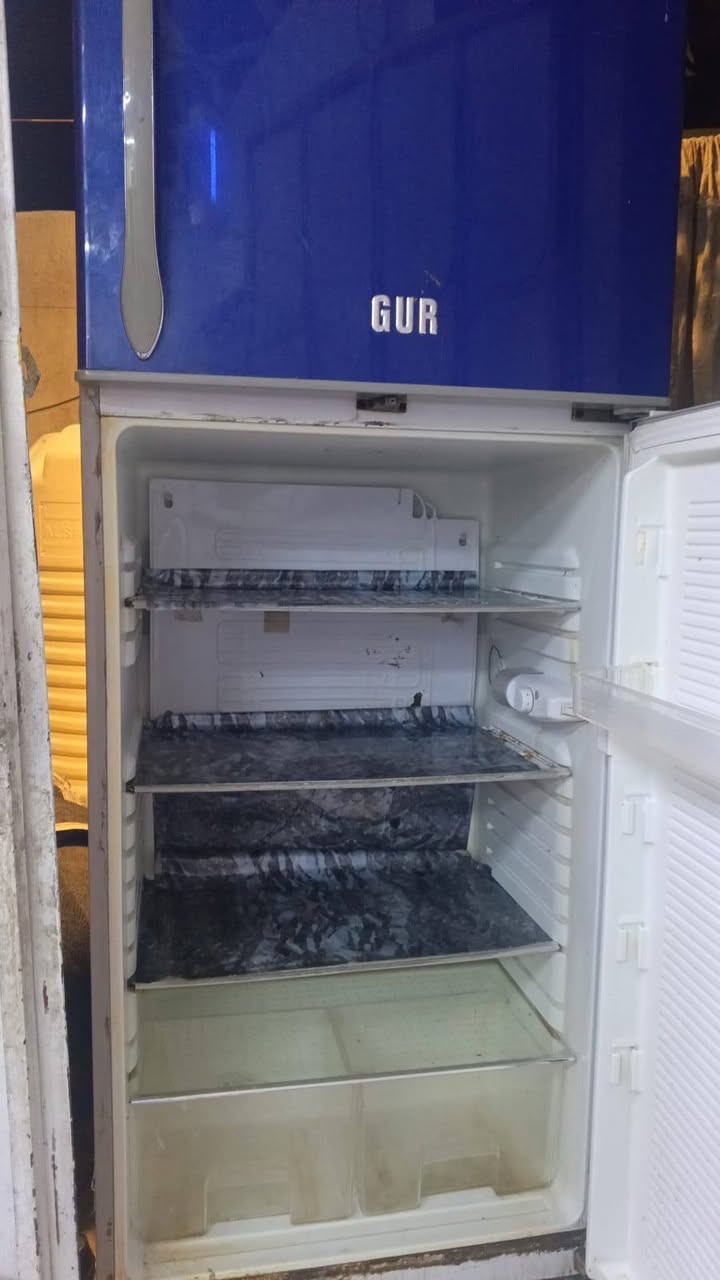 للبيع بس لفريز يجمد سعر 75 بصره ***********
