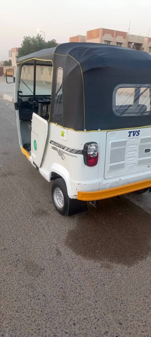 سلام عليكم تكتك تي في اس لل بيع مديل 22 رقم او سنويه شرط تحويل ثاني يوم مجفته تجفيت شركه بيها ضربه من كدام معدله بارد تكتك نضيفه لا تنقيص ولا تبخير سعرها 7300 بيها مجال مكاني حيانيه شارع 60 رقم  وتساب ***********
