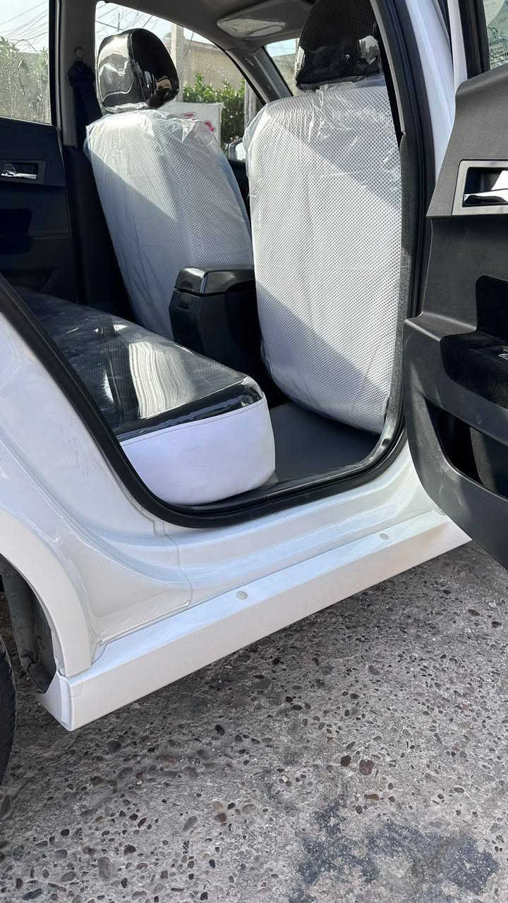 السلام عليكم، سمند دنا بلاص، موديل ٢٠٢٥ , ماشيه ٨ ألف بدون رقم منفيس بأسمي حره، بيها شخط بل باب مثل مموضح بل فيديو، دوشمه عام قبل يومين مدوشمه، تحكم ستيرن كشنات كهرباء، شاشه وكامره وحساس خلفي وجانبي، مكانها ، بغداد، صليخ، معروضه ب٩٠ ورقه وبيها مجال أو مراوس حسب القناعه، ***********
