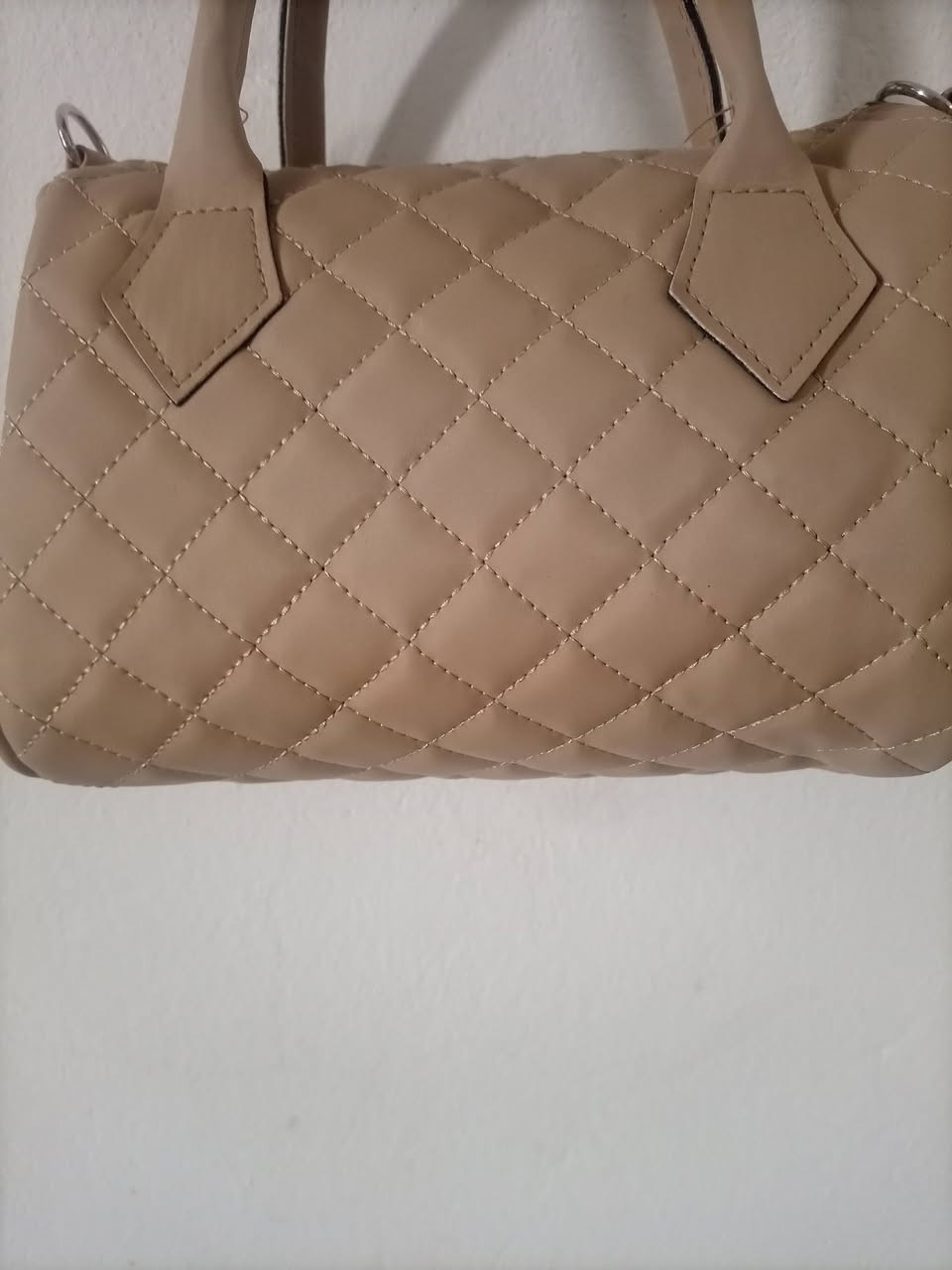 ابيعهن بسعر جمل ه  العدد  29   شرط   اصليات


**إذا كنت صاحب هذا الإعلان وتريد حذفه لأي سبب، رجاءا أرسل رسالة إلى الدعم الفني**