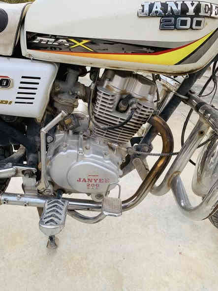 للبيع  لا تكلي جيتك امسح المنشور 
موديل ٢٤ جني ابو الكله

يعوزه باتري 

السعر ٦٢٥وبي مجال 

ويرهم مراوس 

اتصل *********** 

ناحيه الزاب
