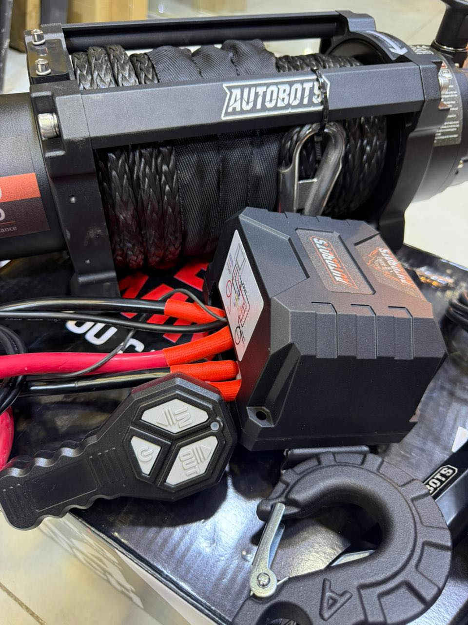 سيارتك دفع رباعي… هذا لازم يكون عندك 👌

ونج سحب بقوة 8 طن 💪
يعني يعتمد عليه بالبر والطين وأقوى حالات الغرز

يجي وياه كافة الاكسسوارات ومستلزمات التثبيت ✔️
وحبل كِتان قوي جداً وخفيف الوزن
أسهل بالاستخدام وأأمن من الواير الحديد

مناسب لسيارات الدفع الرباعي مثل
Toyota FJ Cruiser
Toyota 4Runner
Toyota Hilux

متوفر عدنه ببغداد
والتوصيل لكل محافظات العراق 🇮🇶

للحجز والاستفسار
***********”
بغداد الشعب حي عدن
