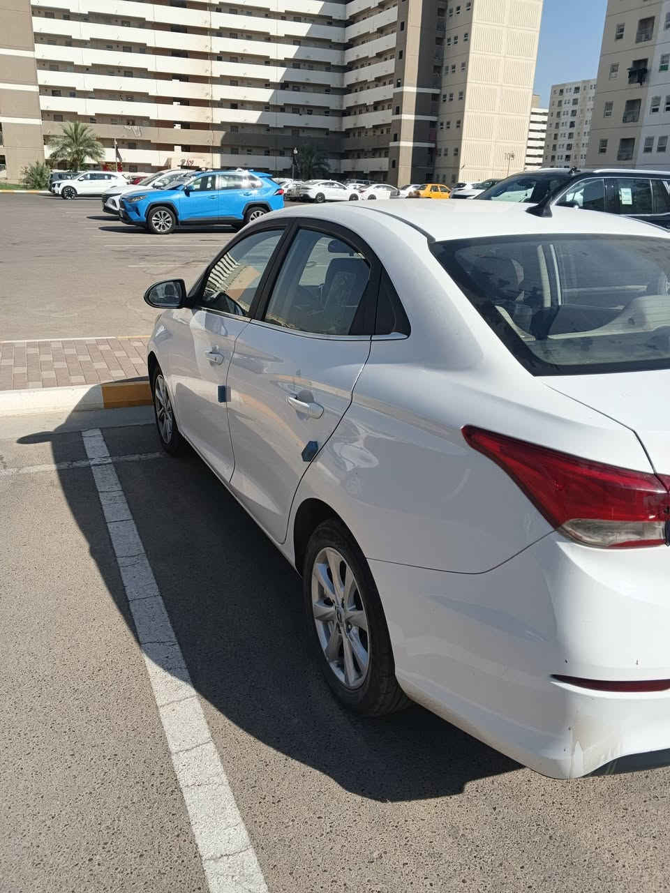 السلام عليكم عندي شانجان l7 للبيع رقم سليمانيه موديل 20 بيها صبغ جاملغ ونص باب والباقي مكفول بدون دواخل بدون ضرر جبير رايدها 76 بيها مجال قليل مكاني بغداد رقمي 
***********
