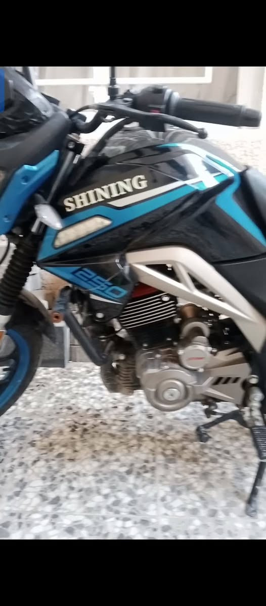 سلام عليكم
دراجة شاينك 250 (6) نمر 140 

رقم وسنوية بأسمي 

تحويل ثاني يوم 

السعر 2 و 200 وبيها مجال ،

رقمي *********** 

المكان بغداد الشعب نهاية حي اور 

الدراجة مكفولة
