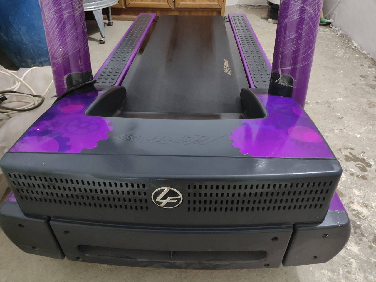 جهاز جري أمريكي لايف فتنس تريدميل للبيع
السعر مليون دينار المكان الموصل
الجهاز نظيف / المراسلة عالخاص


**إذا كنت صاحب هذا الإعلان وتريد حذفه لأي سبب، رجاءا أرسل رسالة إلى الدعم الفني**