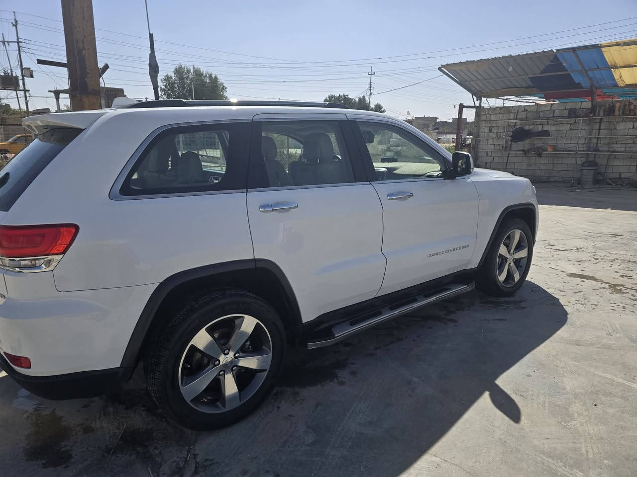 سلام عليكم اخوان جيب شيروكي لمتتد فول مواصفات خليجي كفاله عامه من كل شي رقم بغداد سعر ٢١٥ مكاني كربلاء ***********   موديل ٢٠١٤
