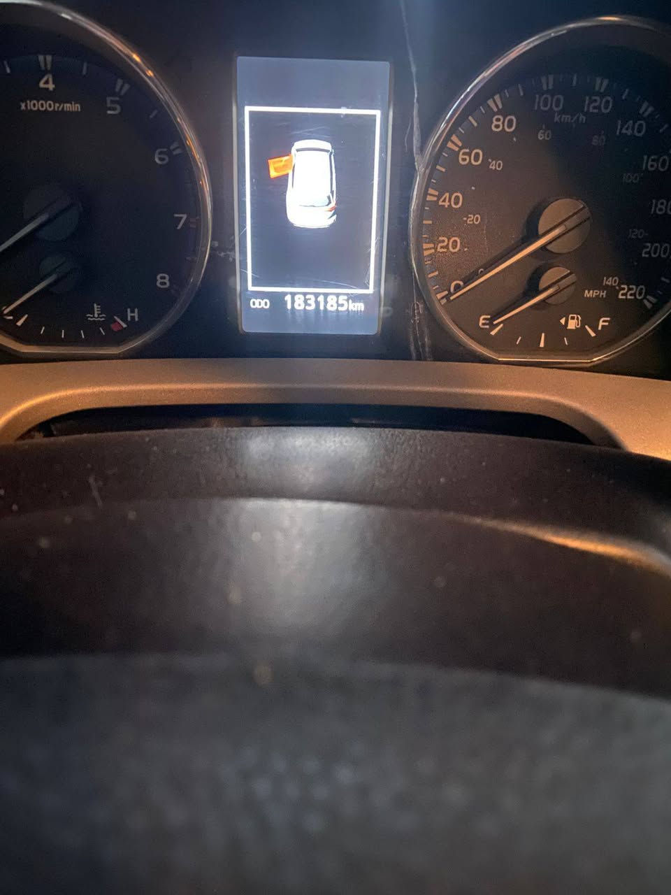 السلام عليكم
بيع فقط 
تيوتا رف فور 
2018
تقارير سونار موجوده 
مواصفات LE
ماشيه 183 الف
رقم بغداد دولي تحويل مباشر 
محرك2400
سياره جديده 
المكان الانبار  راوه 
للاستفسار /
***********
