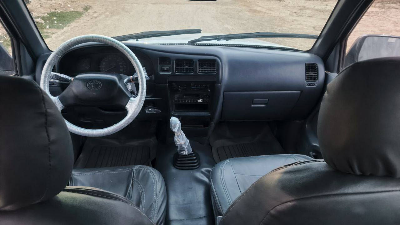 تيوتا دبل قمارة
موديل 2002 رقم اربيل 
سنوية جديدة مكفوله كفاله عامه 
باور ستيرن كشن منفصل تبريد تدفئة تخم تاير جديد 
مكان ديالى 
***********
***********
