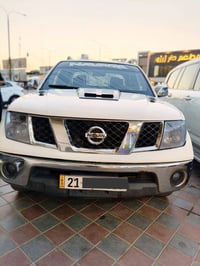 نيسان نيفارا موديل 9 مكينه vvt 2500السياره خير من الله تبريد ثلج صدر ج...