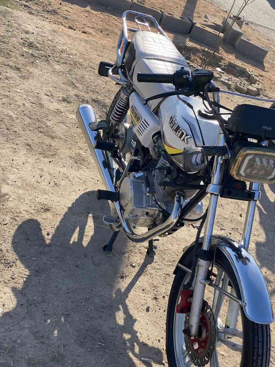 سلام عليكم دراجه محرك 2024 دراجه كامله ما بيها نقص كلها شغاله اوراق موجود مكينه كفاله ما مفتوحه 
عنوان بغداد 

السعر 550 وبيها مجال 

***********
